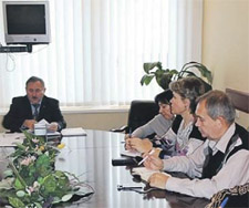 Ефективно допомагати профактиву Донбасу