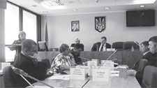 Профспілки змусили уряд звернути увагу на проблему заборгованості із зарплат