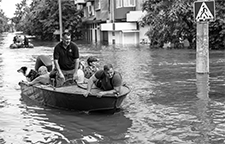 БЛАГОДІЙНА ДОПОМОГА СПІЛЧАНАМ